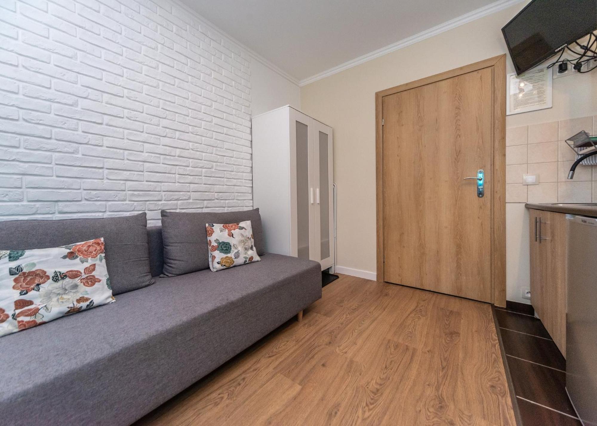 Willa Aleksandra - Apartamenty Мєндзибродзє-Живєцьке Екстер'єр фото